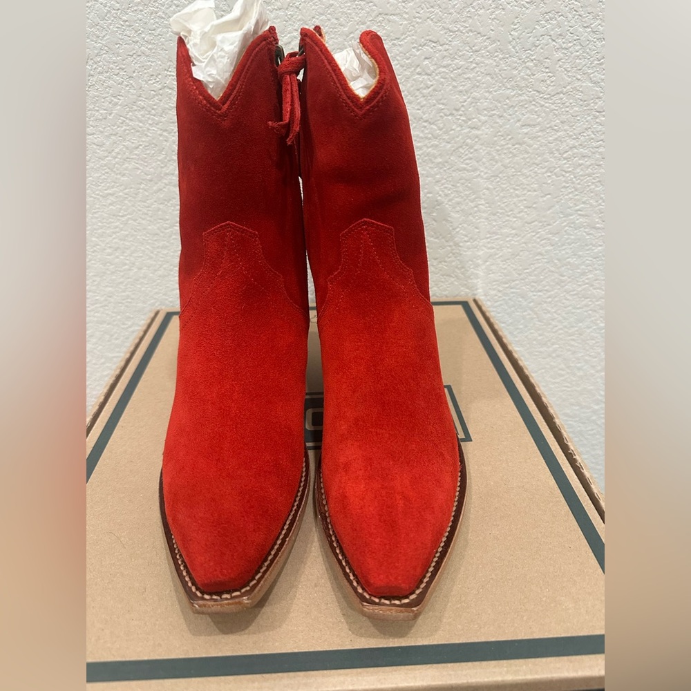 Tecovas The Dakota - Crimson Red Suede Ankle Boots